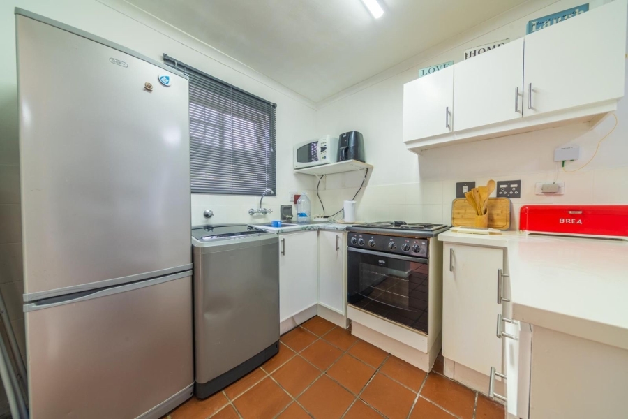 To Let 2 Bedroom Property for Rent in La Colline Western Cape